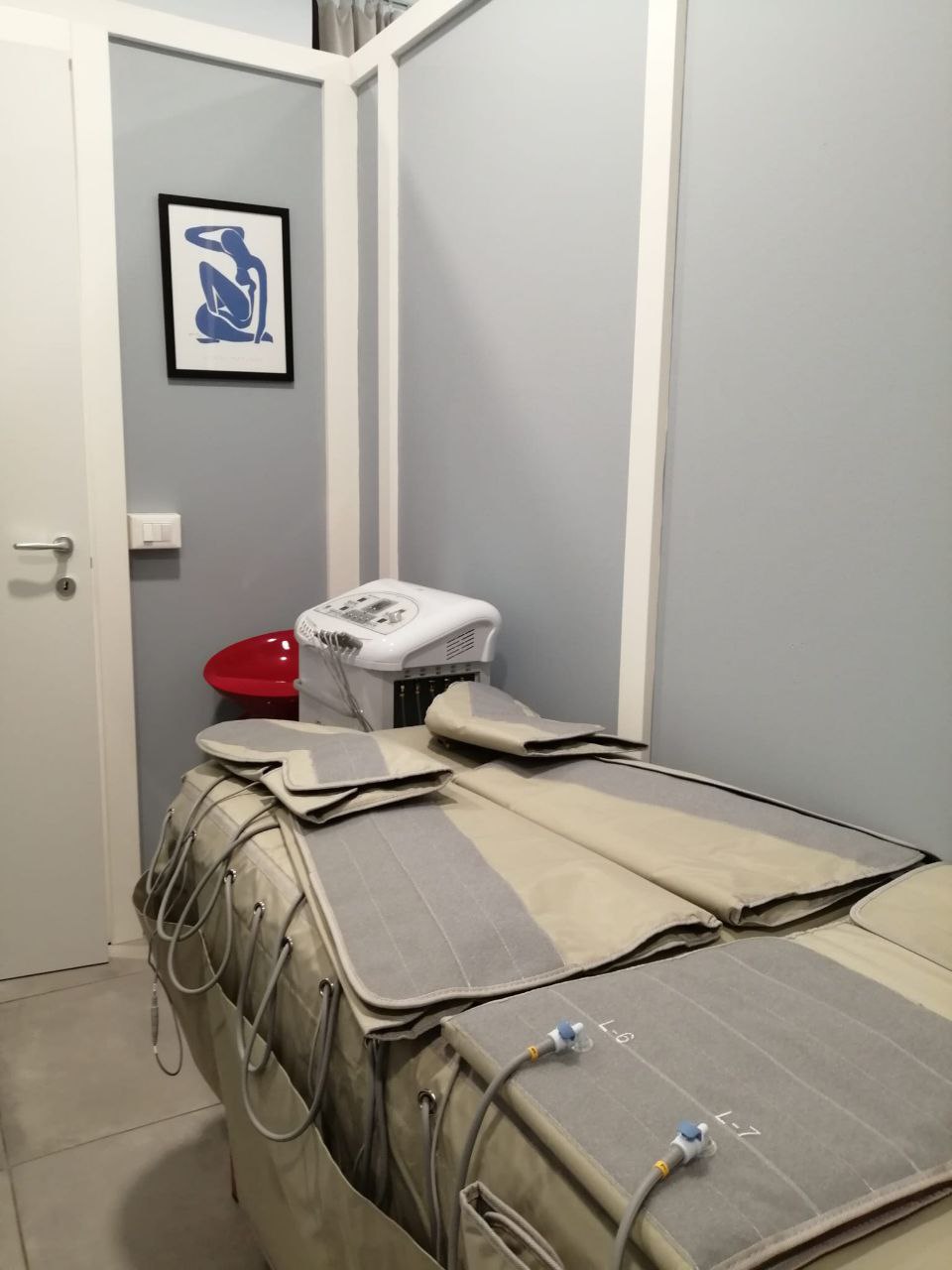 Cabina con lettino per pressoterapia ForMe Forlì